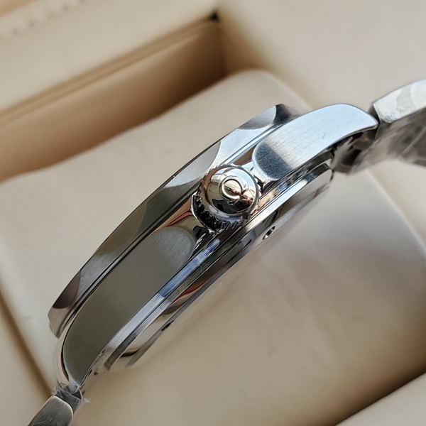 オメガ時計素材ディテール